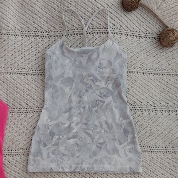 LULULEMON Power Pose Tank Top Bundle - 6 - Picture 6 of 12